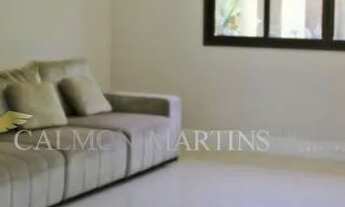 Imagem 5: Casa de condomínio para venda possui 228 metros quadrados com 5 quartos