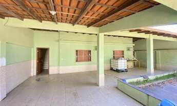 Imagem 6: Casa para venda possui 190 metros quadrados com 5 quartos em Jardim Guaranhuns - Vila Velh