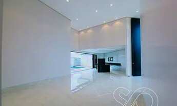 Imagem 3: Casa de condomínio para venda tem 315 metros quadrados com 4 quartos