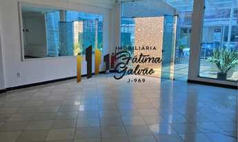 Imagem: Vendo Prédio De Três Andares No Marco