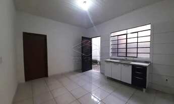 Imagem 2: CASA COM 2 DORMITÓRIOS PARA LOCAÇÃO - VILA PAULISTA, BAURU/SP