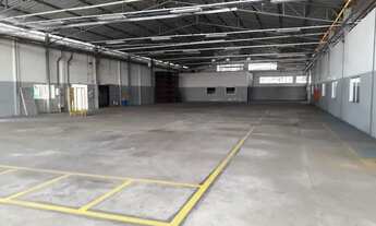 Imagem 2: GALPÃO COM 5.300 M2 ALUGAR OU VENDER NO CIA, EM TERRENO DE 10.000 M2, A 3 MINUTOS DA BA 32