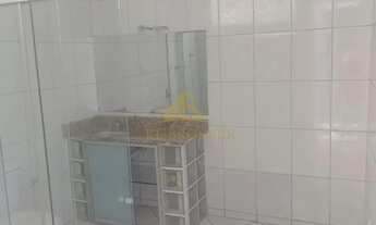 Imagem 13: Casa na Sessenta, com 7 quartos, sendo 2 suítes, 3 banheiros, sala, cozinha, 3 vagas garag