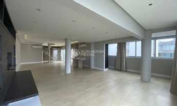 Imagem 2: Imóvel para aluguel tem 360 metros quadrados com 3 quartos em Centro - Florianópolis - SC