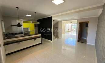 Imagem: Casa com 3 Quartos e Lazer Privativo à