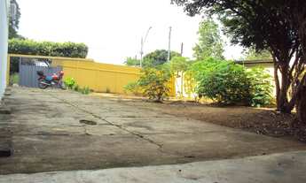 Imagem 3: Lote à venda, 390 m², residência no fundo, bem localizado. Setor Serrinha, Goiânia-GO