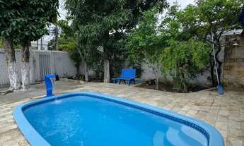 Imagem 4: Casa de temporada com piscina