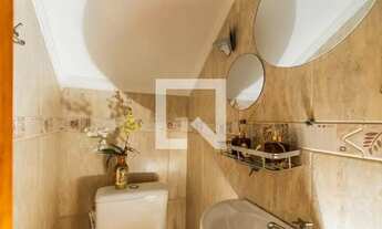 Imagem 6: Casa à Venda - Vila Guilhermina, 2 Quartos, 290 m2