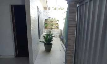 Imagem 6: Casa à venda em rua pública