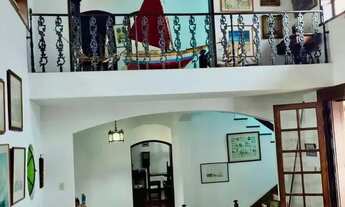 Imagem 3: Sobrado para venda tem 1560 metros quadrados com 4 quartos