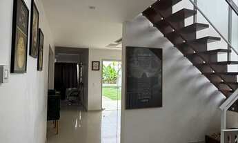 Imagem 2: Casa de alto padrão em condomínio Itaipuaçu