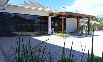 Imagem 5: Casa à Venda no Centro de Guabiruba (SC) 3 Quartos, Suíte, 180m²