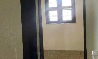 Imagem 6: Casa duplex em condomínio com piscina