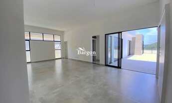 Imagem: Casa linear a venda em Condomínio Fechado