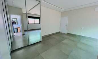 Imagem 5: Linda casa térrea de alto padrão no condomínio Portal do Sol Green