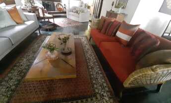 Imagem 2: Sobrado para locação com piscina