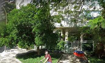 Imagem 2: Apartamento para venda possui 216 metros quadrados com 4 quartos em Ipanema - Rio de Janei