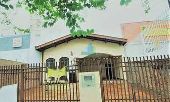 Imagem 1: Casa em excelente localização c/ 03 dormitórios, 04 vagas de garagem - Jardim Leonor