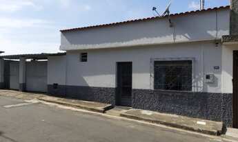 Imagem 2: Ótimo Imóvel com 2 Casas no Centro de Bicas