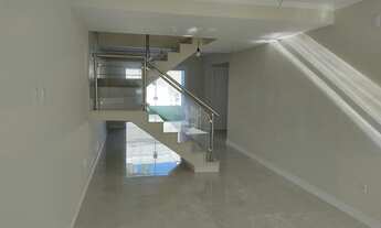 Imagem 3: Freguesia casa 1° locação condomínio Fechado com salão 2 ambientes varanda,3 suítes