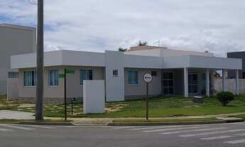 Imagem 3: OPORTUNIDADE ÚNICA!<br>CASA ACONCHEGANTE DE ESQUINA E FRENTE A LAGOA NO ALPHAVILLE S