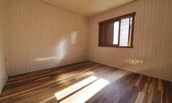 Imagem 6: Excelente casa individual; - 3 dormitórios; - sala de estar, cozinha e área de