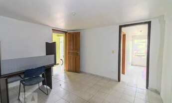 Imagem 3: Casa para Aluguel - Pilarzinho, 2 Quartos, 54 m2