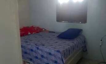 Imagem 6: Casa de 2 andares em rua publica