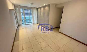 Imagem 3: Apartamento de 2 quartos com armários planejados em prédio com piscina ao lado do MarlyCru