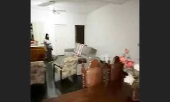 Imagem 3: Vaga feminina de quarto universitário