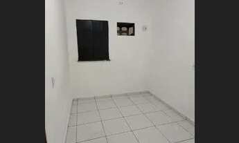 Imagem 3: Aluga-se casa coroado 2