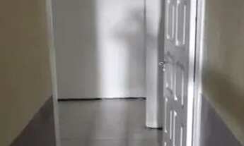 Imagem 2: Alugo casa no montese Cr$ 550,00. Com sala,cozinha,banheiro e area de serviço