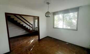 Imagem 6: Casa no Bairro RUBEM BERTA com 230 m², 3 dormitórios, suite, sala de estar, sacada, banhe