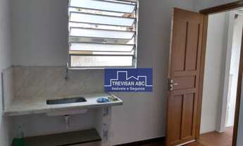 Imagem 4: Sobrado no Independência/ SBC- 1 Dorm, área de serviço e quintal compartilhado; 31 m²