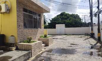 Imagem 2: JN) Apartamento com 2 qtos, na Av. Costa Azul em Pau Amarelo