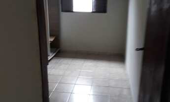 Imagem: Alugo ap de 850 araguari 775 e casa no Saraiva