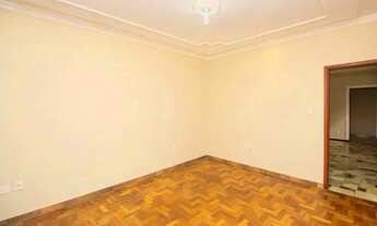 Imagem 3: Vende-se esta casa no Setor Tradicional