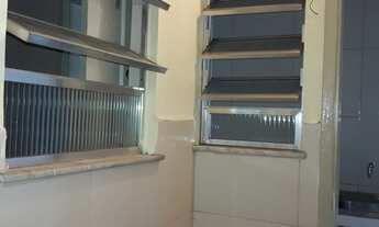 Imagem 7: Alugo casa de vila em Marechal Hermes na Rua Aurélio Valporto, segurança, acessibilidade