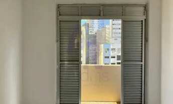 Imagem: Kitchenette espaçosa com varanda na Vila