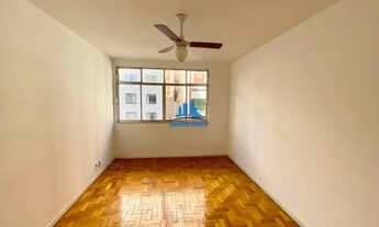 Imagem 2: Apartamento com 2 dormitórios, quadra da praia de icaraí