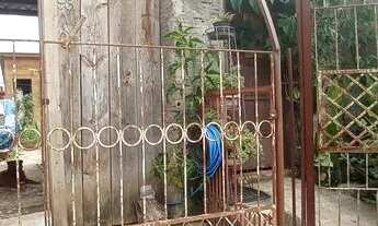 Imagem: Vendo ou Troco terreno com duas casas, entre