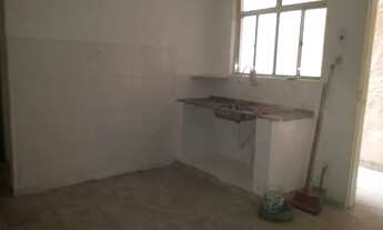 Imagem: Alugo casa, dois cômodos, rua sem saida