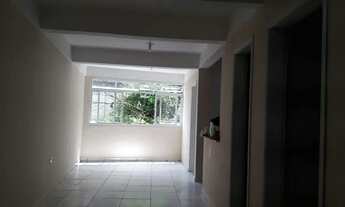 Imagem 2: Aluga casa 02 dormitórios, sala grande cozinha área de serviço