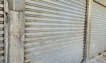 Imagem: Garagem fechada próximo ao atakarejo