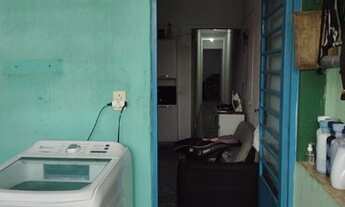 Imagem 2: Casa para Venda em Mauá, Jardim Primavera, 2 dormitórios, 1 banheiro, 1 vaga