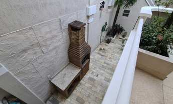 Imagem 3: Térrea para venda possui 265 metros quadrados com 4 quartos