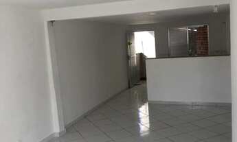 Imagem 2: Casa para aluguel possui 57 metros quadrados com 2 quartos em Jacarepaguá - Rio de Janeiro