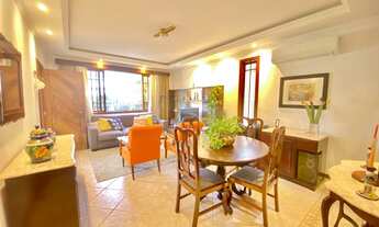 Imagem 3: OPORTUNIDADE! Aconchegante casa linear em centro de terreno com área de lazer em rua resid