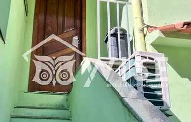 Imagem 2: Casa localizada em ponto estratégico na Praia da Costa, ideal para clínica ou outras ativi