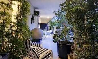 Imagem 6: 4 quartos, 2 suites, 2 vagas, infraestrutura